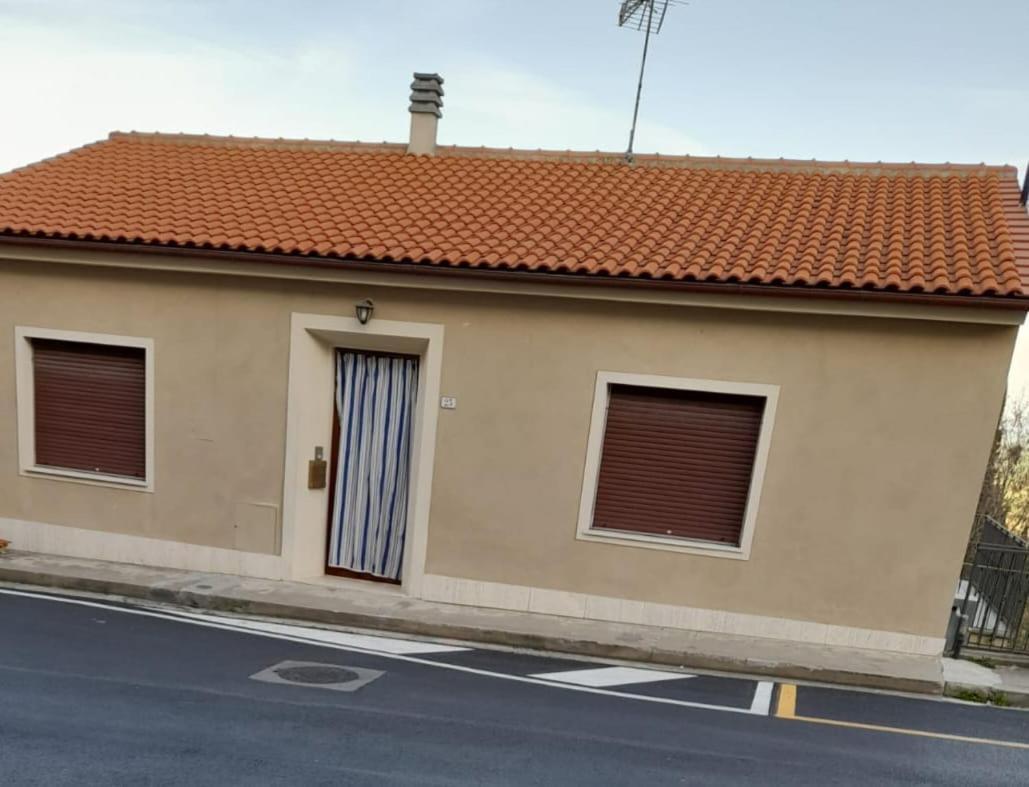 La Casina Di Guido Apartment Chianni Exterior photo